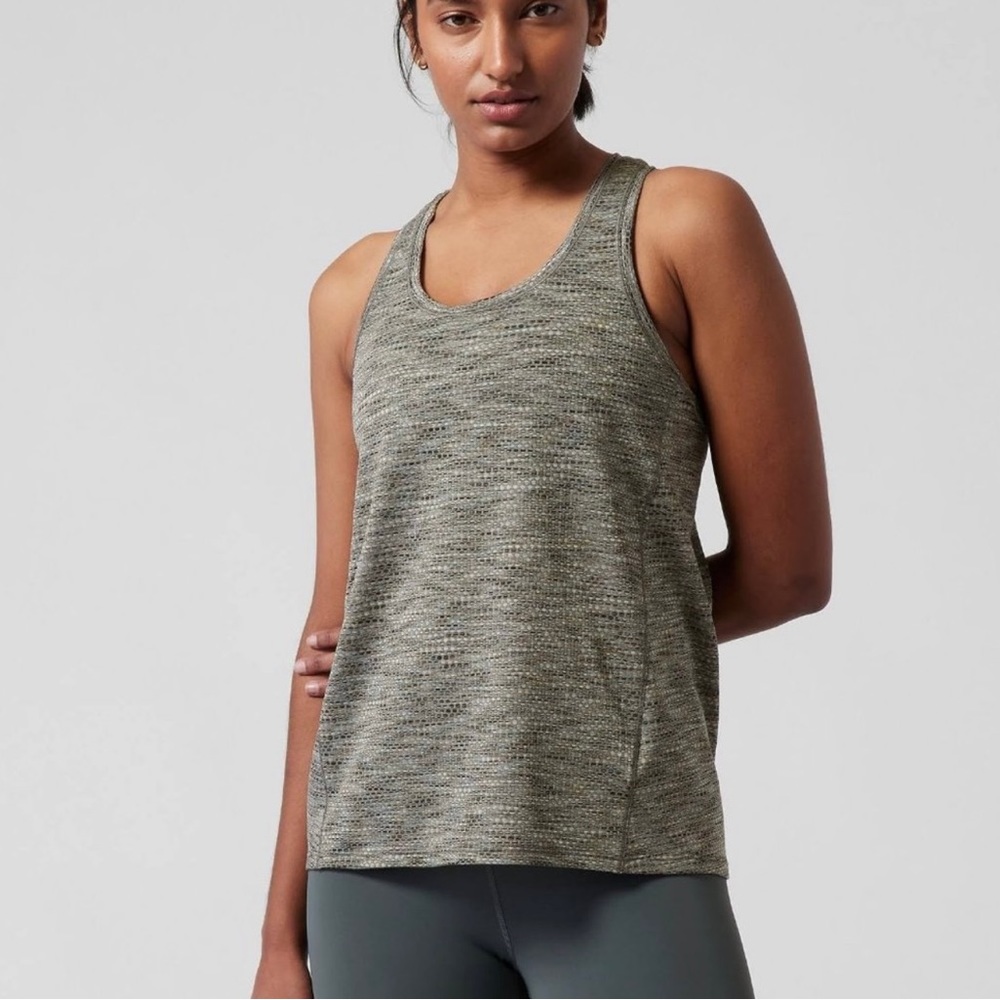 EUC Athleta Ultimate Scoop Tank - XS